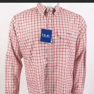 Huk  men’s plaid lightweight shirt  NWT